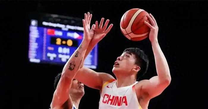 剧本都写不出！亚运男篮卫冕冠亚军全出局，中国队冲冠良机